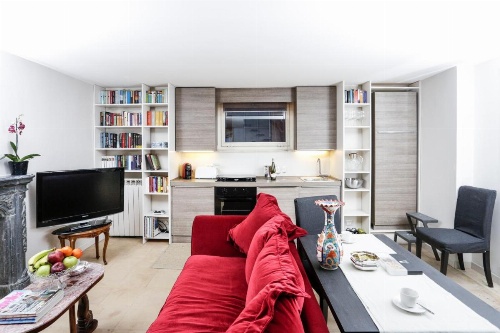 Spanish Steps Regal Penthouse image 19