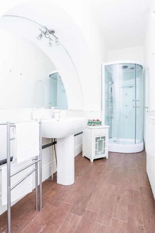 Spanish Steps Regal Penthouse image 46